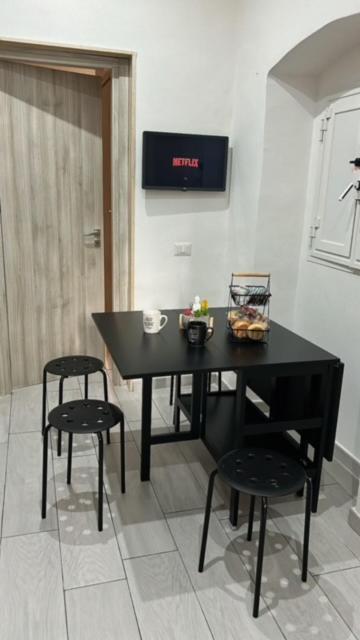 Apartment Dominique Бари Экстерьер фото